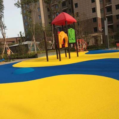 幼儿园塑胶跑道的安全优势与选择指南