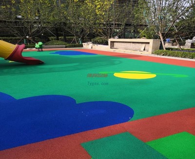 塑胶跑道 现代运动场地的首选材料